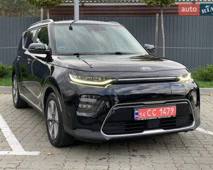 Чорний Кіа Soul EV, об'ємом двигуна 0 л та пробігом 67 тис. км за 18399 $, фото 1 на Automoto.ua