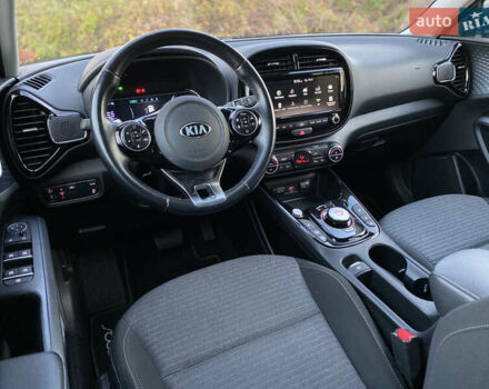 Чорний Кіа Soul EV, об'ємом двигуна 0 л та пробігом 67 тис. км за 18399 $, фото 29 на Automoto.ua