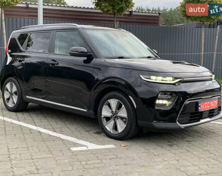 Чорний Кіа Soul EV, об'ємом двигуна 0 л та пробігом 67 тис. км за 18399 $, фото 2 на Automoto.ua