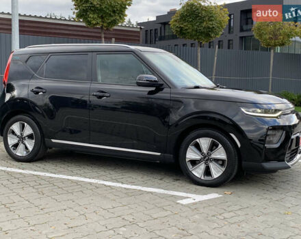 Чорний Кіа Soul EV, об'ємом двигуна 0 л та пробігом 67 тис. км за 18399 $, фото 3 на Automoto.ua