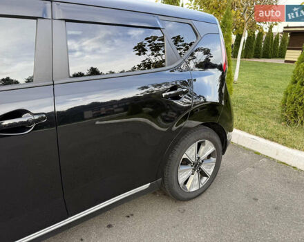 Чорний Кіа Soul EV, об'ємом двигуна 0 л та пробігом 35 тис. км за 20900 $, фото 7 на Automoto.ua