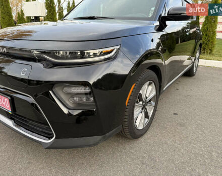 Чорний Кіа Soul EV, об'ємом двигуна 0 л та пробігом 35 тис. км за 20900 $, фото 4 на Automoto.ua