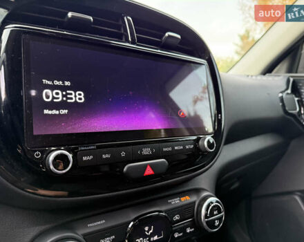 Чорний Кіа Soul EV, об'ємом двигуна 0 л та пробігом 35 тис. км за 20900 $, фото 30 на Automoto.ua