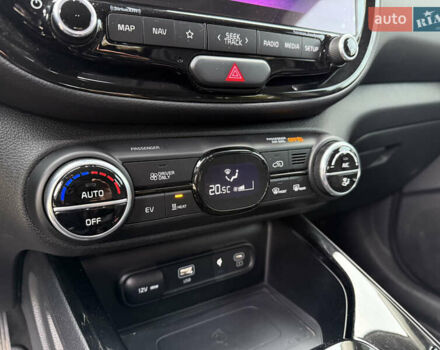 Чорний Кіа Soul EV, об'ємом двигуна 0 л та пробігом 35 тис. км за 20900 $, фото 31 на Automoto.ua