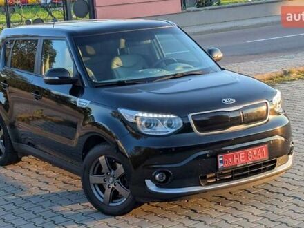 Кіа Soul EV 2016 у Дрогобичі на Automoto.ua Чорний Кіа Soul EV, об'ємом двигуна 0 л та пробігом 117 тис. км за 6700 $, фото 1 на Automoto.ua