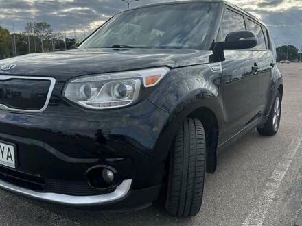Чорний Кіа Soul EV, об'ємом двигуна 0 л та пробігом 127 тис. км за 10500 $, фото 1 на Automoto.ua