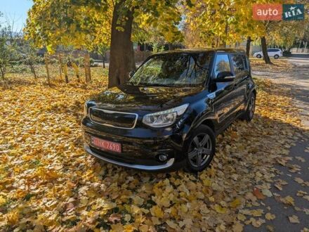 Кіа Soul EV 2017 у Жовкві на Automoto.ua Чорний Кіа Soul EV, об'ємом двигуна 0 л та пробігом 114 тис. км за 10500 $, фото 1 на Automoto.ua
