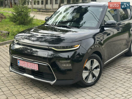 Кіа Soul EV 2023 у Дрогобичі на Automoto.ua Чорний Кіа Soul EV, об'ємом двигуна 0 л та пробігом 20 тис. км за 15750 $, фото 1 на Automoto.ua