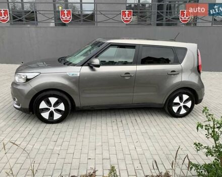 Коричневый Киа Soul EV, объемом двигателя 0 л и пробегом 120 тыс. км за 6950 $, фото 2 на Automoto.ua