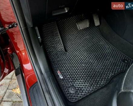 Красный Киа Soul EV, объемом двигателя 0 л и пробегом 129 тыс. км за 16750 $, фото 67 на Automoto.ua