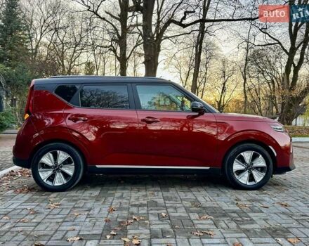 Красный Киа Soul EV, объемом двигателя 0 л и пробегом 129 тыс. км за 16750 $, фото 8 на Automoto.ua