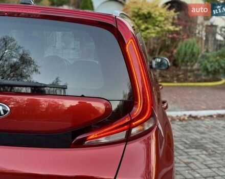 Красный Киа Soul EV, объемом двигателя 0 л и пробегом 129 тыс. км за 16750 $, фото 39 на Automoto.ua