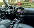 Красный Киа Soul EV, объемом двигателя 0 л и пробегом 129 тыс. км за 16750 $, фото 80 на Automoto.ua