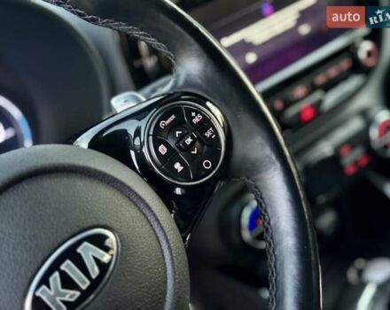 Красный Киа Soul EV, объемом двигателя 0 л и пробегом 129 тыс. км за 16750 $, фото 60 на Automoto.ua