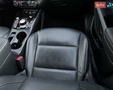 Красный Киа Soul EV, объемом двигателя 0 л и пробегом 129 тыс. км за 16750 $, фото 87 на Automoto.ua