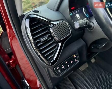 Красный Киа Soul EV, объемом двигателя 0 л и пробегом 129 тыс. км за 16750 $, фото 66 на Automoto.ua