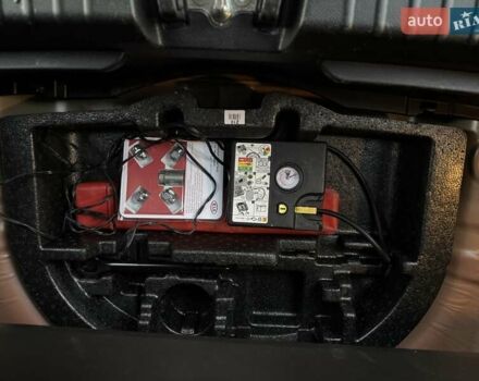 Красный Киа Soul EV, объемом двигателя 0 л и пробегом 129 тыс. км за 16750 $, фото 110 на Automoto.ua