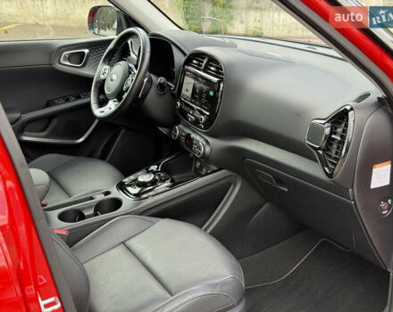 Красный Киа Soul EV, объемом двигателя 0 л и пробегом 23 тыс. км за 19950 $, фото 88 на Automoto.ua