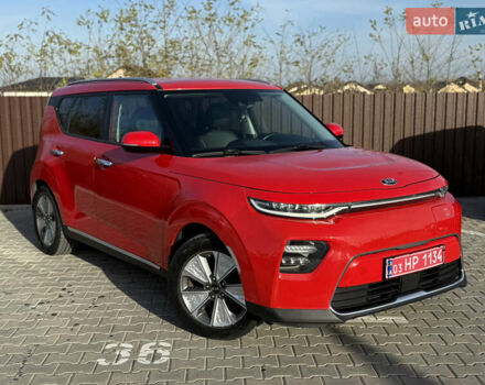 Красный Киа Soul EV, объемом двигателя 0 л и пробегом 120 тыс. км за 17500 $, фото 5 на Automoto.ua