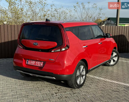 Красный Киа Soul EV, объемом двигателя 0 л и пробегом 120 тыс. км за 17500 $, фото 11 на Automoto.ua