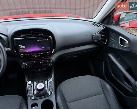 Красный Киа Soul EV, объемом двигателя 0 л и пробегом 120 тыс. км за 17500 $, фото 34 на Automoto.ua