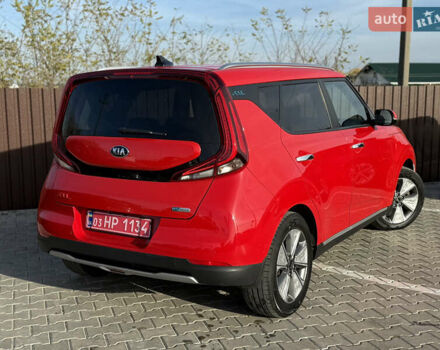 Красный Киа Soul EV, объемом двигателя 0 л и пробегом 120 тыс. км за 17500 $, фото 8 на Automoto.ua