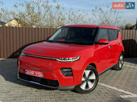 Красный Киа Soul EV, объемом двигателя 0 л и пробегом 120 тыс. км за 17500 $, фото 1 на Automoto.ua