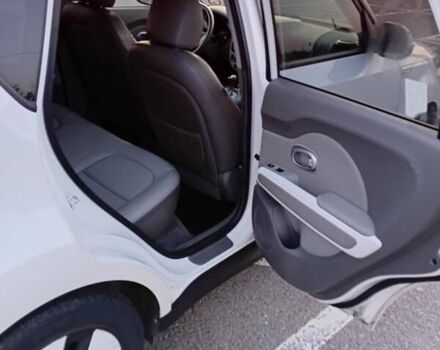 Киа Soul EV, объемом двигателя 0 л и пробегом 156 тыс. км за 4700 $, фото 8 на Automoto.ua