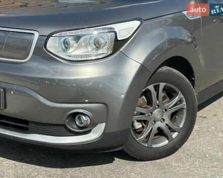 Киа Soul EV, объемом двигателя 0 л и пробегом 152 тыс. км за 6500 $, фото 4 на Automoto.ua