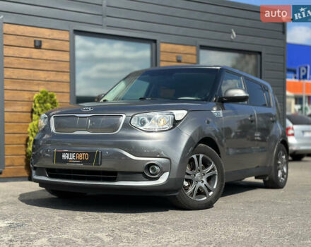 Киа Soul EV, объемом двигателя 0 л и пробегом 152 тыс. км за 6500 $, фото 2 на Automoto.ua