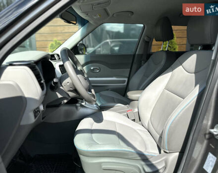 Киа Soul EV, объемом двигателя 0 л и пробегом 152 тыс. км за 6500 $, фото 25 на Automoto.ua