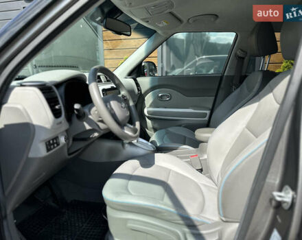 Киа Soul EV, объемом двигателя 0 л и пробегом 152 тыс. км за 6500 $, фото 26 на Automoto.ua