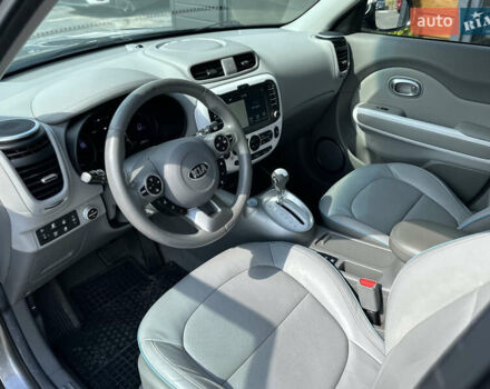 Киа Soul EV, объемом двигателя 0 л и пробегом 152 тыс. км за 6500 $, фото 28 на Automoto.ua