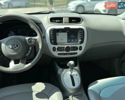 Киа Soul EV, объемом двигателя 0 л и пробегом 152 тыс. км за 6500 $, фото 38 на Automoto.ua