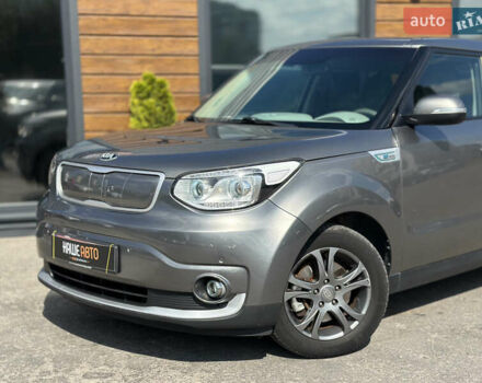 Киа Soul EV, объемом двигателя 0 л и пробегом 152 тыс. км за 6500 $, фото 3 на Automoto.ua