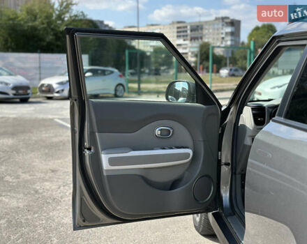 Киа Soul EV, объемом двигателя 0 л и пробегом 152 тыс. км за 6500 $, фото 22 на Automoto.ua