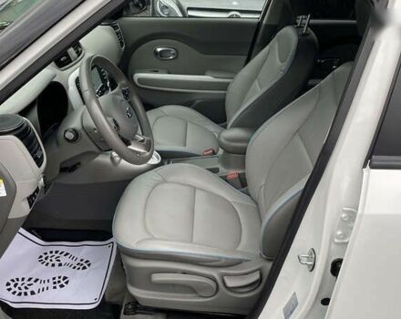 Кіа Soul EV, об'ємом двигуна 0 л та пробігом 116 тис. км за 7800 $, фото 28 на Automoto.ua