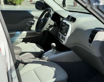 Киа Soul EV, объемом двигателя 0 л и пробегом 115 тыс. км за 7500 $, фото 11 на Automoto.ua
