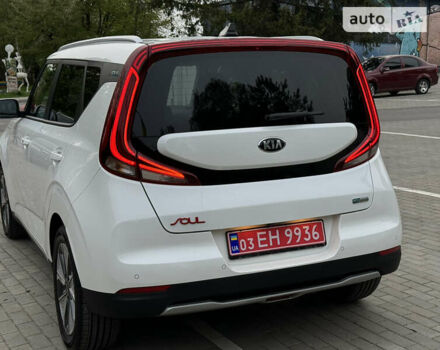 Киа Soul EV, объемом двигателя 0 л и пробегом 43 тыс. км за 21700 $, фото 2 на Automoto.ua