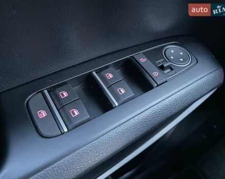 Киа Soul EV, объемом двигателя 0 л и пробегом 28 тыс. км за 17900 $, фото 34 на Automoto.ua