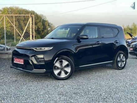 Киа Soul EV 2020 в Львове на Automoto.ua Киа Soul EV, объемом двигателя 0 л и пробегом 122 тыс. км за 17700 $, фото 1 на Automoto.ua