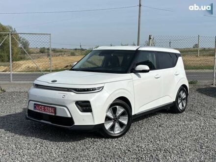 Кіа Soul EV 2020 у Львові на Automoto.ua Кіа Soul EV, об'ємом двигуна 0 л та пробігом 57 тис. км за 16302 $, фото 1 на Automoto.ua