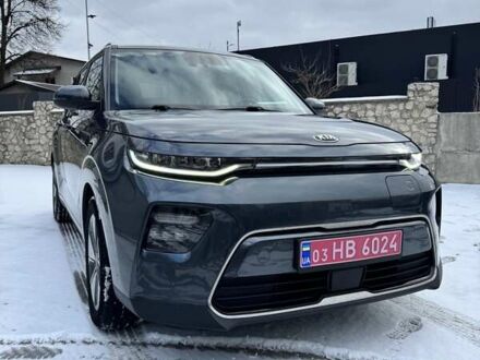 Киа Soul EV 2020 в Тернополе на Automoto.ua Киа Soul EV, объемом двигателя 0 л и пробегом 121 тыс. км за 14499 $, фото 1 на Automoto.ua