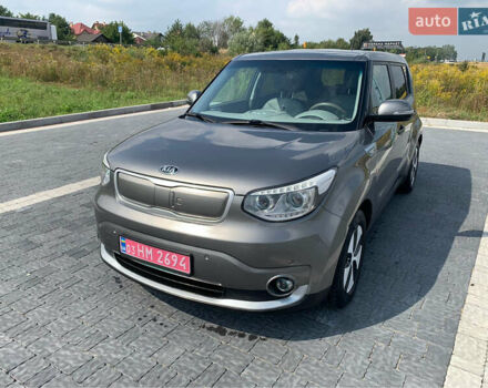 Серый Киа Soul EV, объемом двигателя 0 л и пробегом 174 тыс. км за 9200 $, фото 2 на Automoto.ua