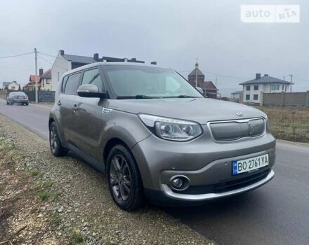 Серый Киа Soul EV, объемом двигателя 0 л и пробегом 83 тыс. км за 8900 $, фото 2 на Automoto.ua