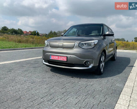 Серый Киа Soul EV, объемом двигателя 0 л и пробегом 174 тыс. км за 9200 $, фото 1 на Automoto.ua
