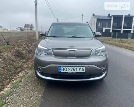 Серый Киа Soul EV, объемом двигателя 0 л и пробегом 83 тыс. км за 8900 $, фото 1 на Automoto.ua