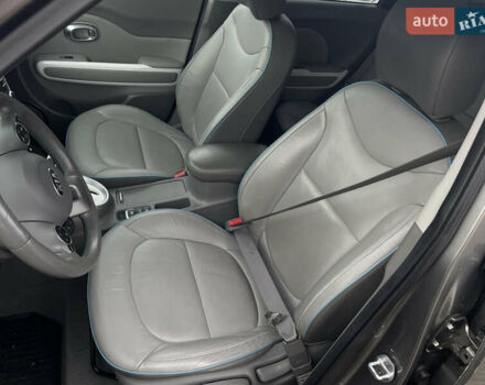 Серый Киа Soul EV, объемом двигателя 0 л и пробегом 110 тыс. км за 5950 $, фото 10 на Automoto.ua