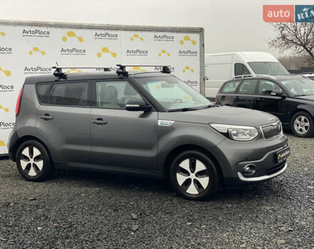 Сірий Кіа Soul EV, об'ємом двигуна 0 л та пробігом 126 тис. км за 5499 $, фото 12 на Automoto.ua