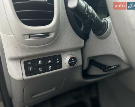 Серый Киа Soul EV, объемом двигателя 0 л и пробегом 110 тыс. км за 5950 $, фото 14 на Automoto.ua